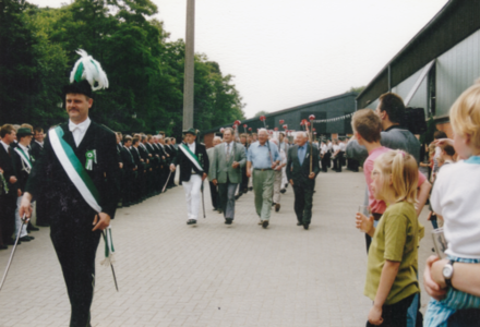 2000-HemsingEwald-EngbersBernhardine